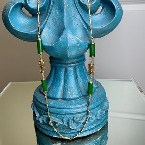 Rare Find!  Vintage Sarah Coventry emerald and gold necklace